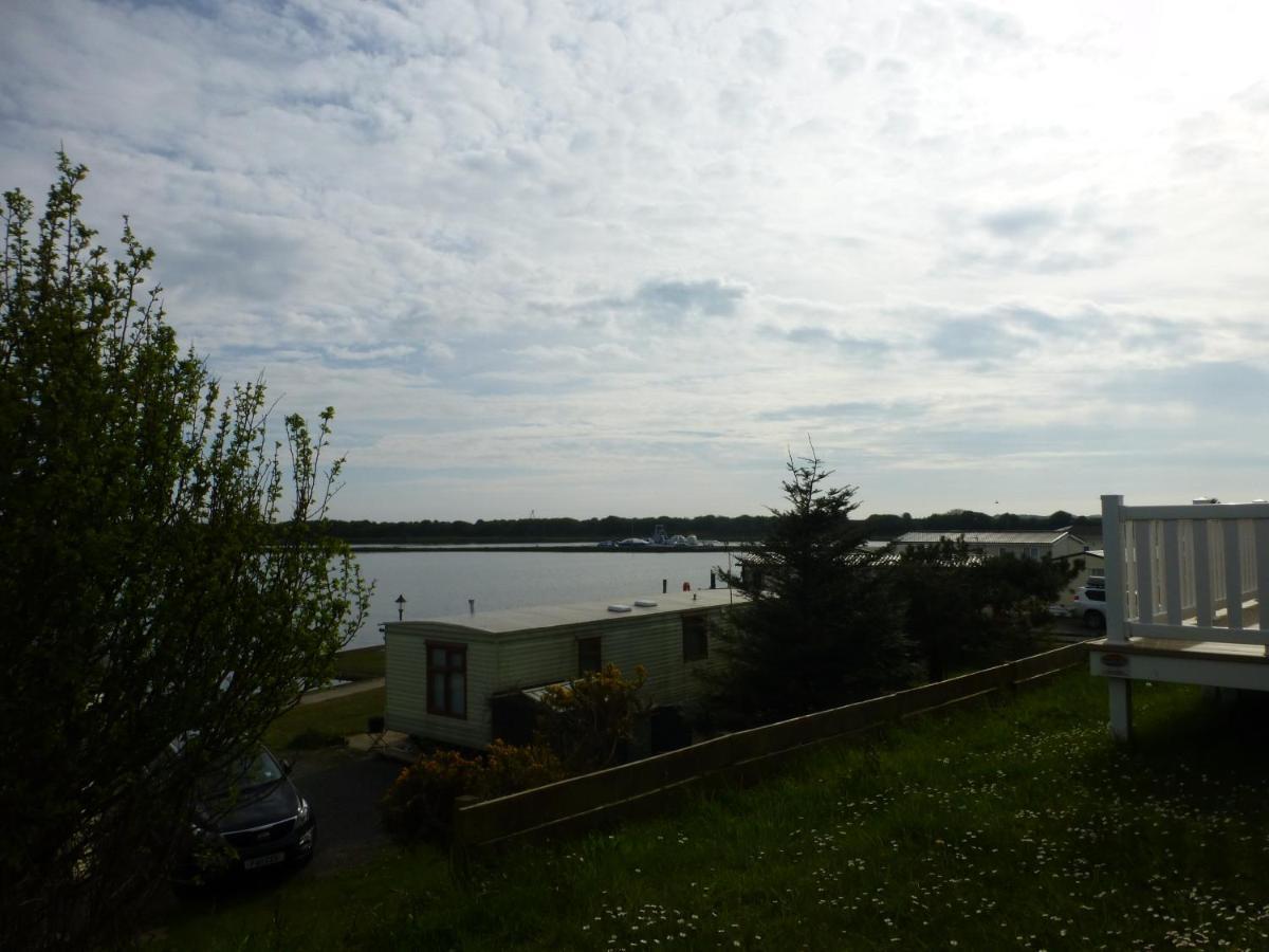 73 Port Haverigg Hotel Millom Bagian luar foto